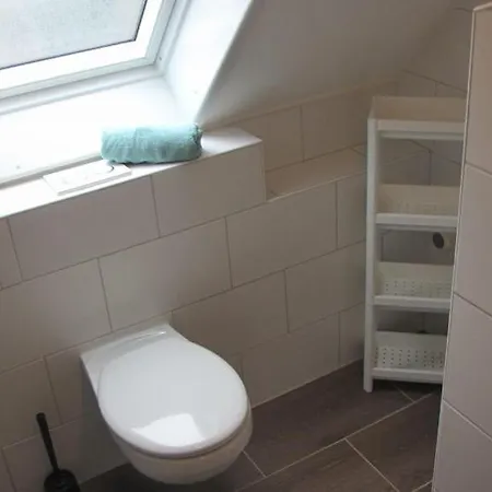 Wattwurm شقة كاروليننسيل