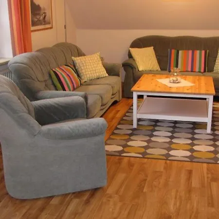 Wattwurm * كاروليننسيل